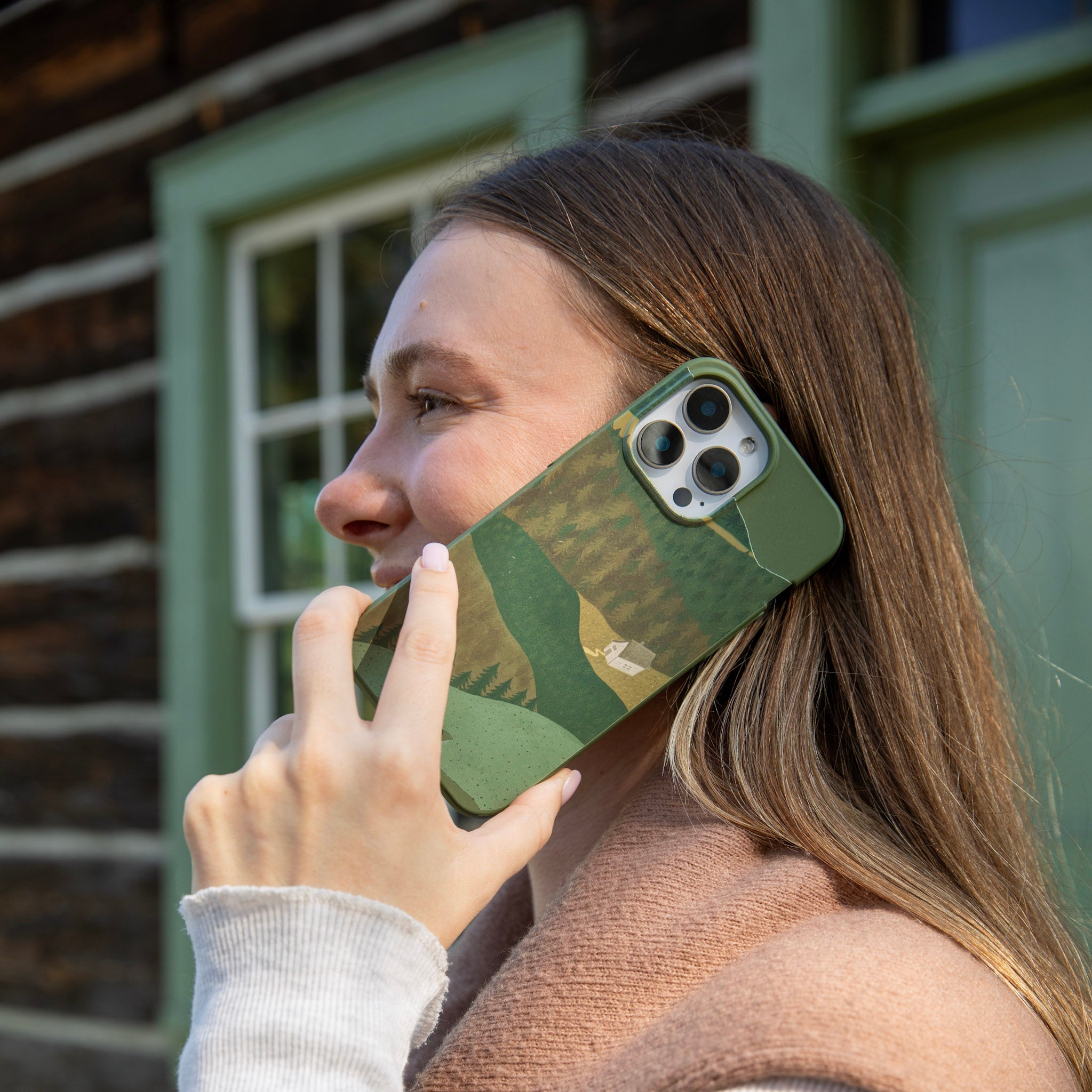 Coque iPhone 16 Forest Floor Mountain Nest - image 3