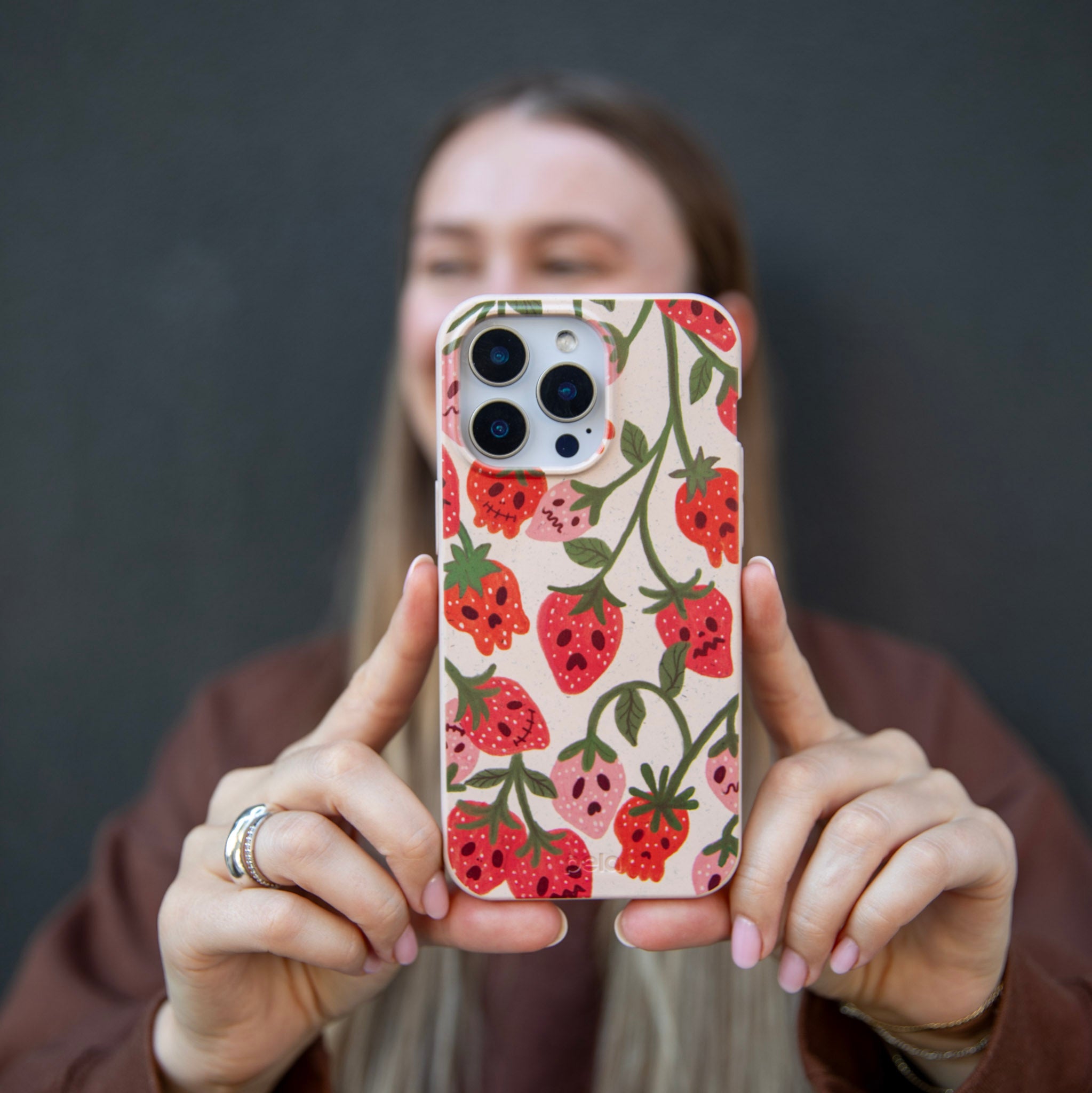 Coque Seashell Strawboories pour Samsung Galaxy S22 - image 2