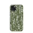 Coque iPhone 13 Boogie Bones au sol forestier