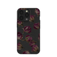 Coque iPhone 13 Pro à motif de boutons de roses séchés noirs