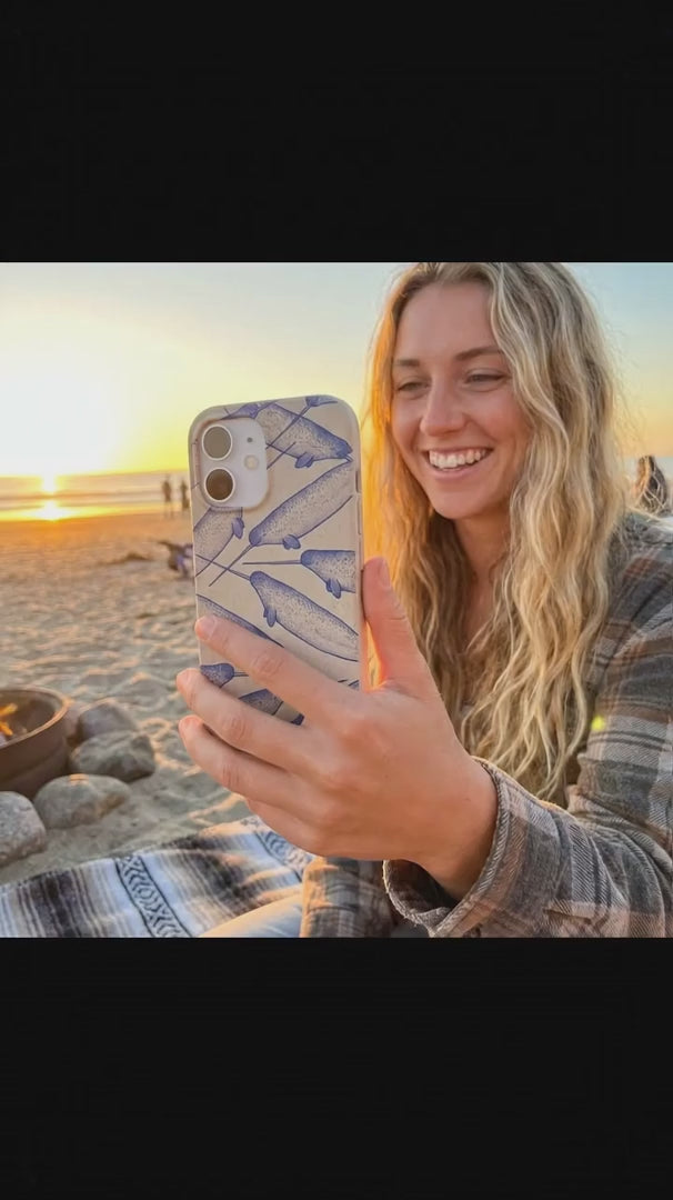 London Fog Magical Narwhal iPhone 15 Pro Case - Product video demonstration