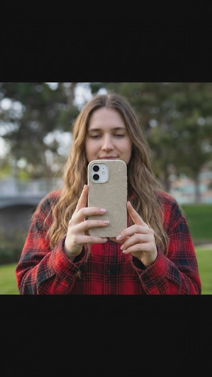 London Fog Trail Lines iPhone 17 Case - Product video demonstration