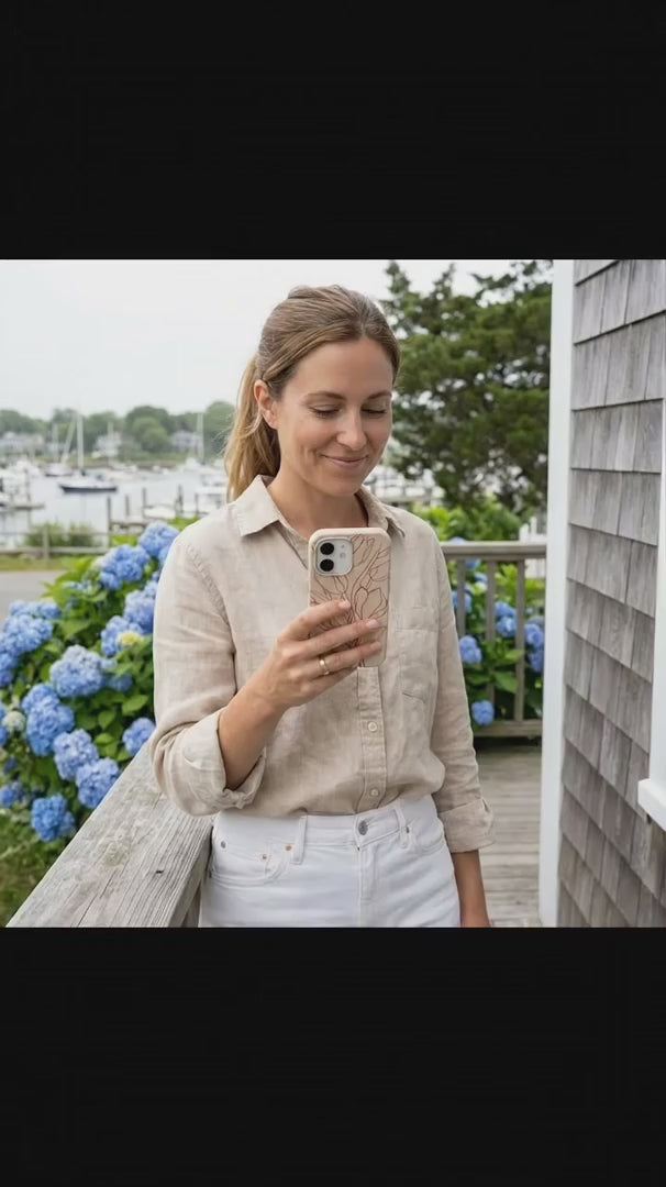 Seashell Tulip Bouquet iPhone 16 Pro Case - Product video demonstration